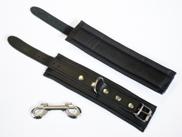 gepolsterte Bondage-Fessel