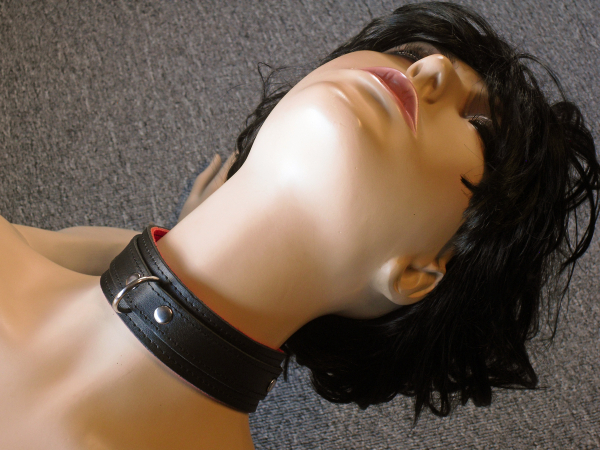 Leder Halsband schwarz rote Halsfessel Bondage a